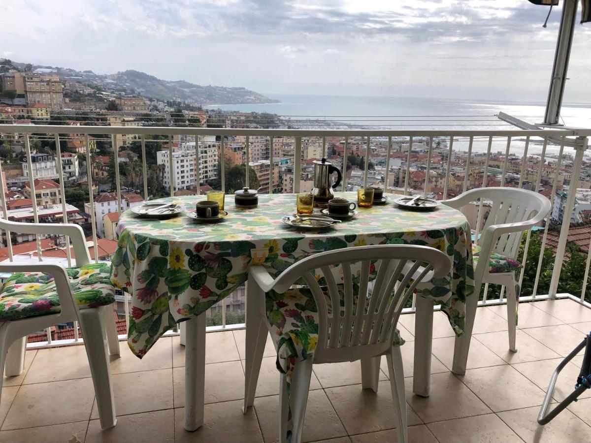 Casa Sandra - Sanremo Sea View, With Garage Eksteriør billede